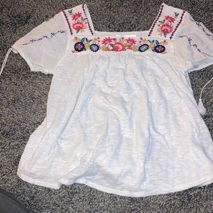 White Top with Floral Collar